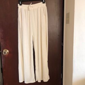 White flared pants, made in Korea